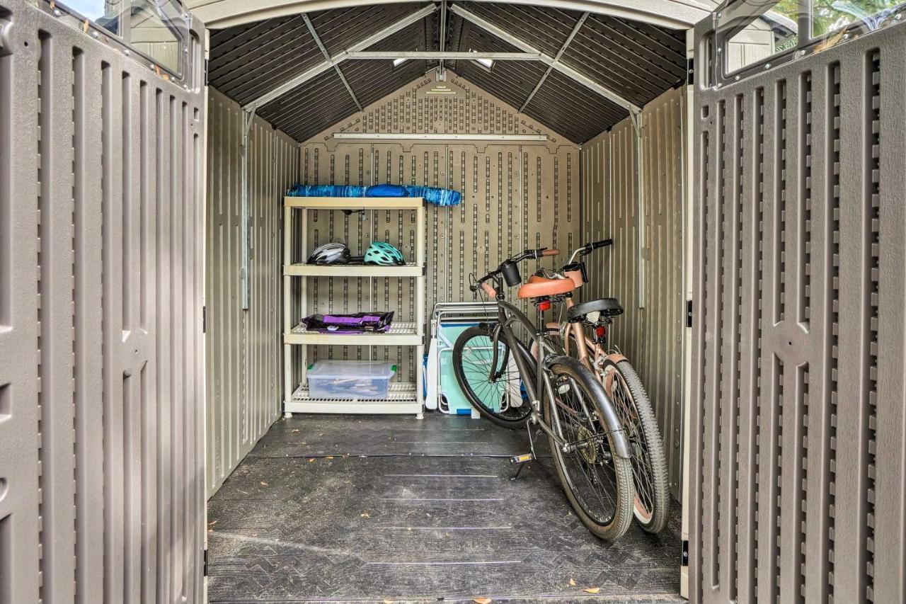 Tropical Palm Harbor Studio Walk To Gulf! Extérieur photo